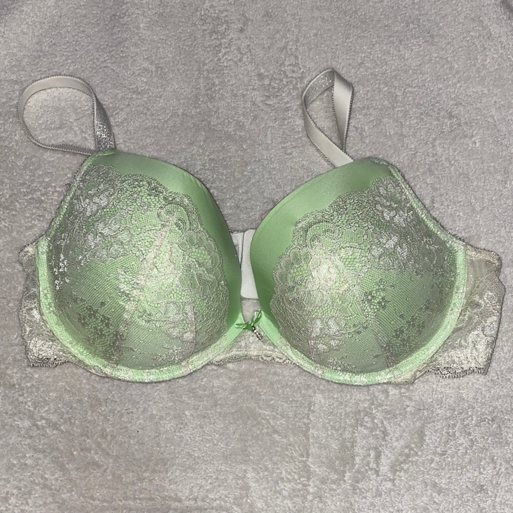 Victoria’s Secret Mint Green and White/Shimmery Lace Bra- 38D